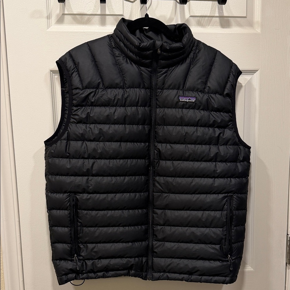 Patagonia Men's Black Down Sweater Vest Excellent condition
